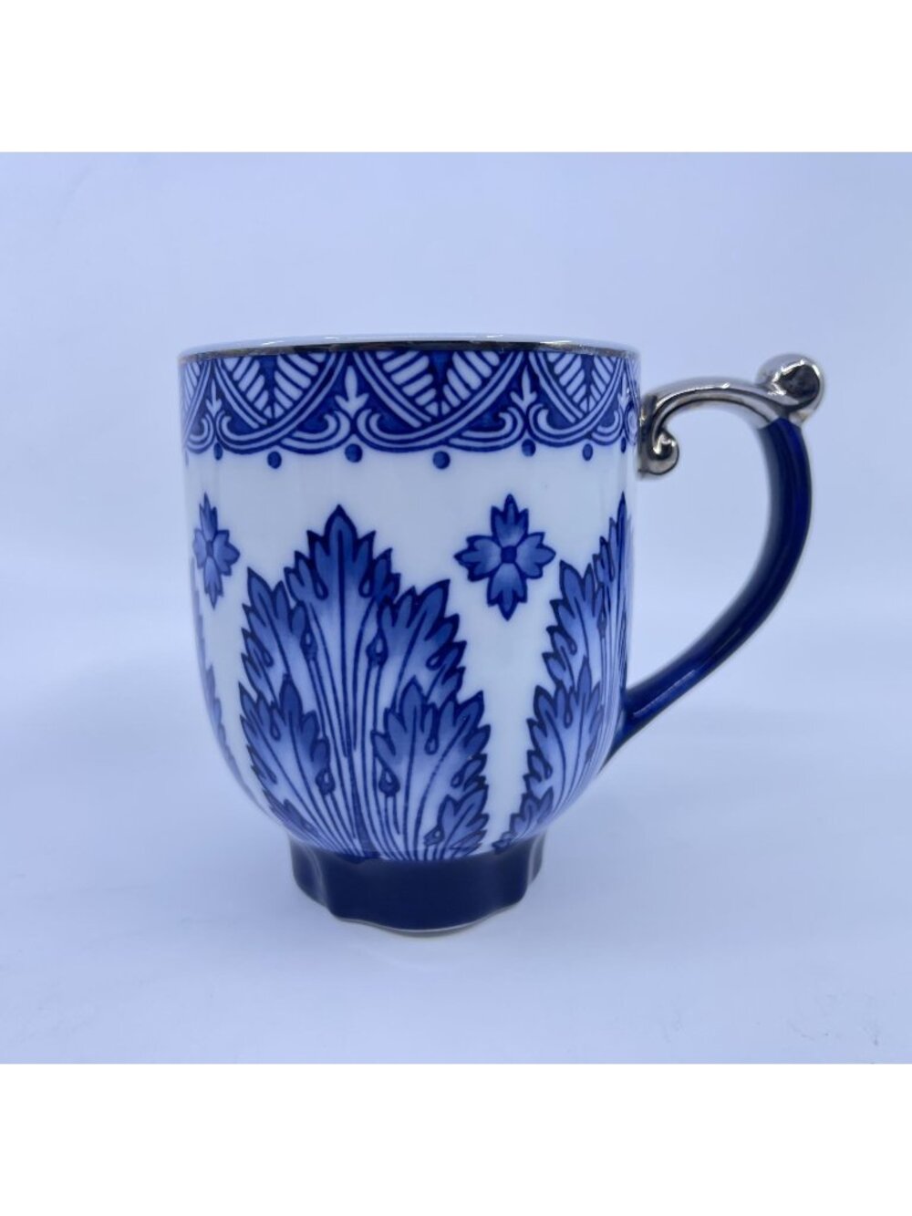 vintage bombay co "grace" blue & white ceramic mug floral pattern platinum handl